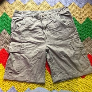 West Virginia cargo shorts